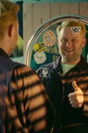 Crap Happens Season 1 Episode 9